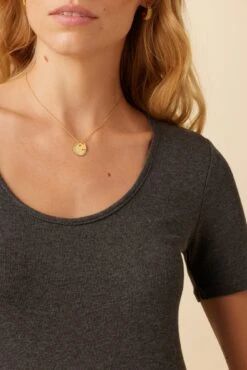 Itana Dream Rib Tee - Anthracite -Outlet Sleek Vest Store 0018 SS Itana Anthracite 4