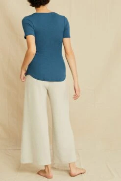 Itana Dream Rib Tee - Azure -Outlet Sleek Vest Store 0018 Short Sleeve Itana Azure 0252 web 0e131b7a dae3 47d4 b253 e6115d74d115