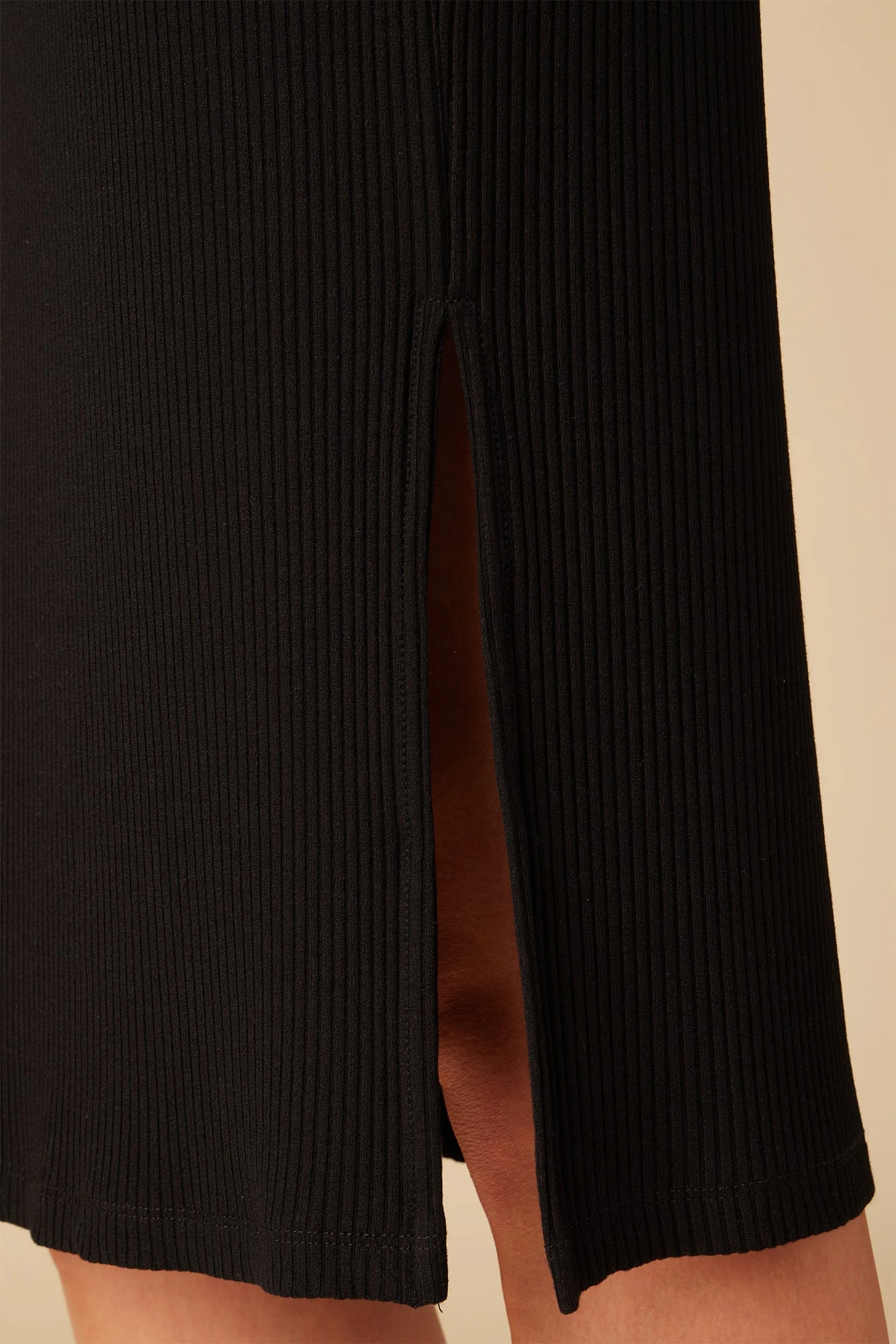 Vindy Paris Rib Skirt - Black 5 Vindy Paris Rib Skirt - Black - Image 5