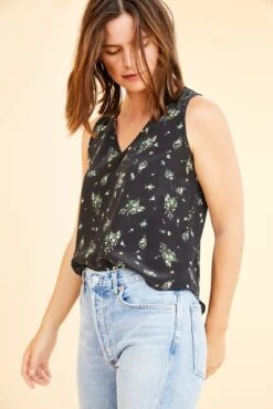 Tori Silk Tank -Outlet Sleek Vest Store 0211ToriBolinasFloral 6679 web