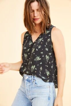 Tori Silk Tank -Outlet Sleek Vest Store 0211ToriBolinasFloral 6680 web