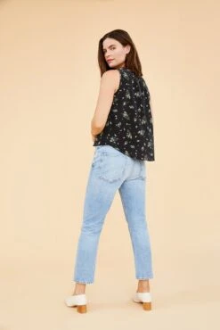 Tori Silk Tank -Outlet Sleek Vest Store 0211ToriBolinasFloral 6713 web