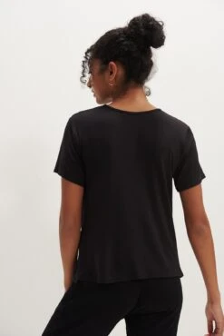 Archie Dream Knit Tee - Black -Outlet Sleek Vest Store 0299 Archie Black 7051 Web 3cc1fed8 7552 44ae 81b8 6bdfaec1371c