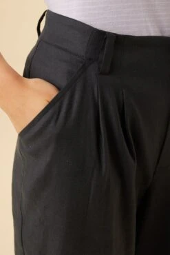 Larisa Femme Fete Stretch Pant - Pewter 9 Larisa Femme Fete Stretch Pant - Pewter -Outlet Sleek Vest Store 02 10074R1 Larisa Stretch Pewter 5