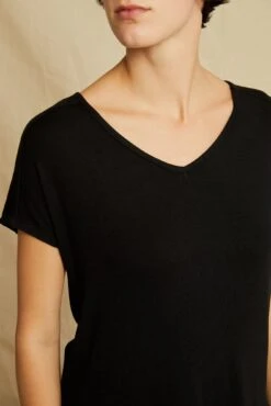 Stella Dream Rib Tee - Black -Outlet Sleek Vest Store 0320 Stella Top Black 3733 web 0f4e264c 5b0b 460e 9242 c07deea9ca69