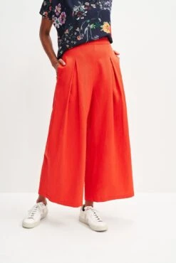 Deslin Pant - Zinnia - ReAmour -Outlet Sleek Vest Store 0369 Deslin Zinnia 1693 web 0d37744a 1184 44b4 b99b a16b596b4529