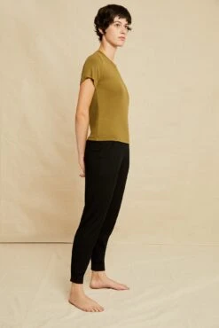 Berkeley Dream Rib Tee - Matcha -Outlet Sleek Vest Store 0372 SS Berkeley Dream Rib Matcha 1293 Web 9368c63c 0c1e 47c2 a163 b81f505c7a16