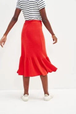 Melia Scallop Knit Skirt - Carmine -Outlet Sleek Vest Store 0405 Melia Carmine 1321 web eab7d1fb d111 4348 bfcf ad5bbfec85b8