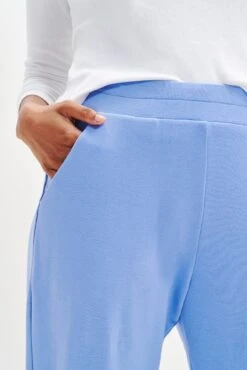 Skylar Reverie Terry Joggers - Sky -Outlet Sleek Vest Store 0435 Skylar Reverie Terry Sky 0409 web 30db4ce4 bdfa 44d4 bf13 d95110c054af