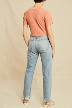 Jeanette Short Sleeve Tee - Hibiscus -Outlet Sleek Vest Store 0453 Jeanette Hibiscus 1253 web ea84ed84 dda0 46f6 9e00 78b64e7f44b7