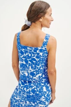 Nicola Tank - ReAmour -Outlet Sleek Vest Store 0472 Nicola Provence Rib Verona Floral 0775 Web 25cf407c b271 48cb 9c53 cb567b45075d