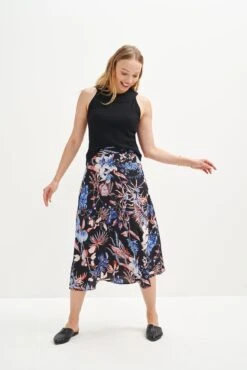 Leomie Paris Rib Tank - ReAmour 31 Leomie Paris Rib Tank - ReAmour -Outlet Sleek Vest Store 0474 Leomie Black 0845 web 04614f0c 2a5d 402d b89b 61a3c1589b71