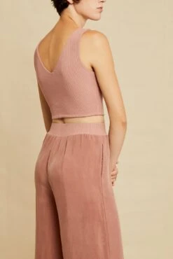 Rosa Paris Rib Tank - Quartz - ReAmour -Outlet Sleek Vest Store 0516 Rosa Quartz 0675 9a119b91 64cd 4306 8a0c a70ad6a16e51