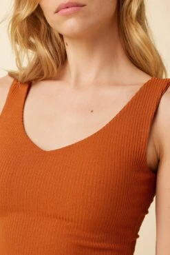 Rosa Paris Rib Tank - Umber - ReAmour -Outlet Sleek Vest Store 0516 Rosa Umber 4 c5db5fb1 f912 4ef4 ba74 c6d3a882f5bb