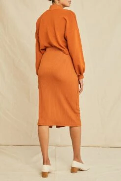 Gadot Paris Rib Skirt - Umber -Outlet Sleek Vest Store 0612 Gadot Umber 0902 web 4430a032 7c13 4786 aebf f4b20e3fb38d