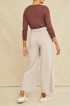 Eugenia Tie Waist Luxe Fleece Pants - Dawn -Outlet Sleek Vest Store 0707 Tie Waist Eugenia Dawn 1866 web 445b5459 1e29 4720 beab 85e2788a2e8a
