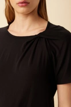 Mallorca Dream Knit Tee - Black 7 Mallorca Dream Knit Tee - Black -Outlet Sleek Vest Store 10082 Mallorca Black 4