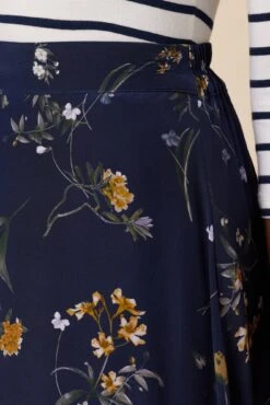 Blaze Washable Silk Skirt - Ana Floral -Outlet Sleek Vest Store 10227 Blaze Silk Lined Ana Floral 5