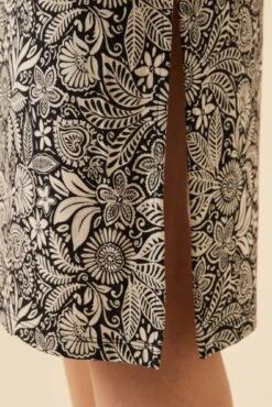 Vindy Viscose Knit Skirt - Nina Black 9 Vindy Viscose Knit Skirt - Nina Black -Outlet Sleek Vest Store 10276 Vindy Viscose Knit Nina Black 5