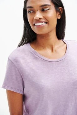 Leif Reverie Slub Tee - Lavender -Outlet Sleek Vest Store 1335 Leif Lavender 0465 web 5a7c1ba8 63d8 428e a99f 3637885a58ab