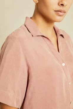 Monroe Cottonseed Cupro Pajama Top - Quartz 9 Monroe Cottonseed Cupro Pajama Top - Quartz -Outlet Sleek Vest Store 211013 AV October ECOMM 0221MonroePJTopQuartzCupro 6285 62e1da02 dbd2 4d30 a932 c9291a70e54f