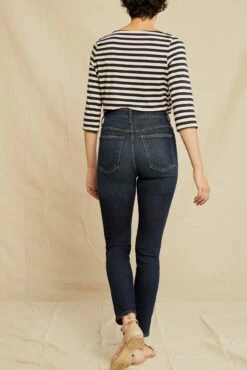 AGOLDE Pinch Waist High Rise Skinny Jean - Ovation -Outlet Sleek Vest Store 3RDPA6000ENDLSS 90s Pinch Endless 1474 web 261f5e2f 83cd 4202 bc96 23ceb0ed5c92