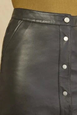 Deadwood Lara Skirt - Black -Outlet Sleek Vest Store 3RDPA6002BLK Lara Skirt Black 3758 web