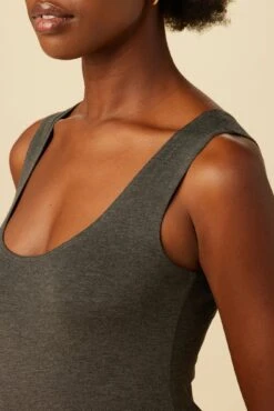 Iris Dream Knit Tank - Anthracite -Outlet Sleek Vest Store 4012 Iris Scoop Neck Tank Anthracite 4