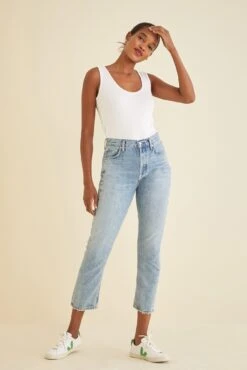 Mirabelle Dream Rib Tank - ReAmour -Outlet Sleek Vest Store 9332 Mirabelle White 2640 web 452d1c5e a4cd 4488 8a72 968af88a995d