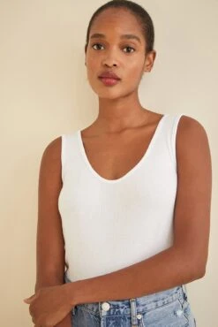 Mirabelle Dream Rib Tank - ReAmour -Outlet Sleek Vest Store 9332 Mirabelle White 2646 web e375ac2b 424c 493b 96a6 6545674e5682