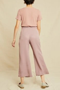 Eldora Wide Leg Pant 31 Eldora Wide Leg Pant -Outlet Sleek Vest Store 9360 Eldora Tencel Lilac 1962 web