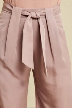 Eldora Wide Leg Pant 32 Eldora Wide Leg Pant -Outlet Sleek Vest Store 9360 Eldora Tencel Lilac 2055 web