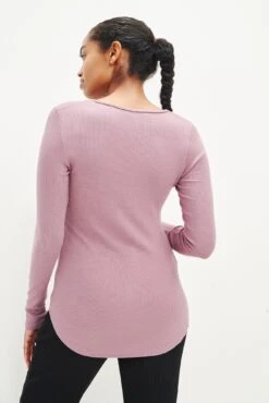 Itana Long Sleeve Dream Rib Tee - Lilac -Outlet Sleek Vest Store 9456 Itana Lilac 1541 web 0e3ca48d a60e 4972 a11a b4e9d4932de6