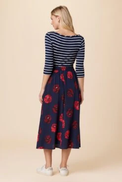 Blaze Washable Silk Skirt - Albany Floral 8 Blaze Washable Silk Skirt - Albany Floral -Outlet Sleek Vest Store 9838 Blaze Albany Floral 3