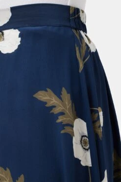 Blaze Washable Silk Skirt - Luna -Outlet Sleek Vest Store 9838 Blaze Luna 5