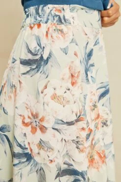 Blaze Washable Silk Skirt - Paulette Floral -Outlet Sleek Vest Store 9838 Blaze Washable Silk Paulette Print 10990 web c44a0ef1 2834 4a22 bf8a dc03af4be11e