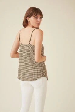 Barlow Scallop Knit Cami 14 Barlow Scallop Knit Cami -Outlet Sleek Vest Store 9914 BARLOW KNIT OLIVE 0114 web