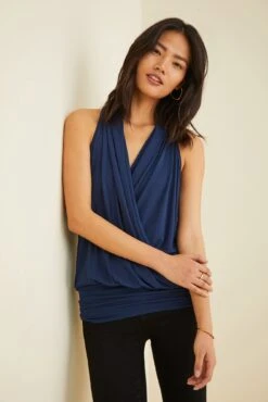 Agnes Dream Knit Top - Navy -Outlet Sleek Vest Store agnes navy 0067 wed 3270d2a9 934e 4151 b072 8a89ac3f492a