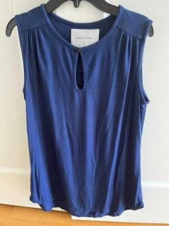 Melis Keyhole Tank - Navy - ReAmour -Outlet Sleek Vest Store recurate submission 62815